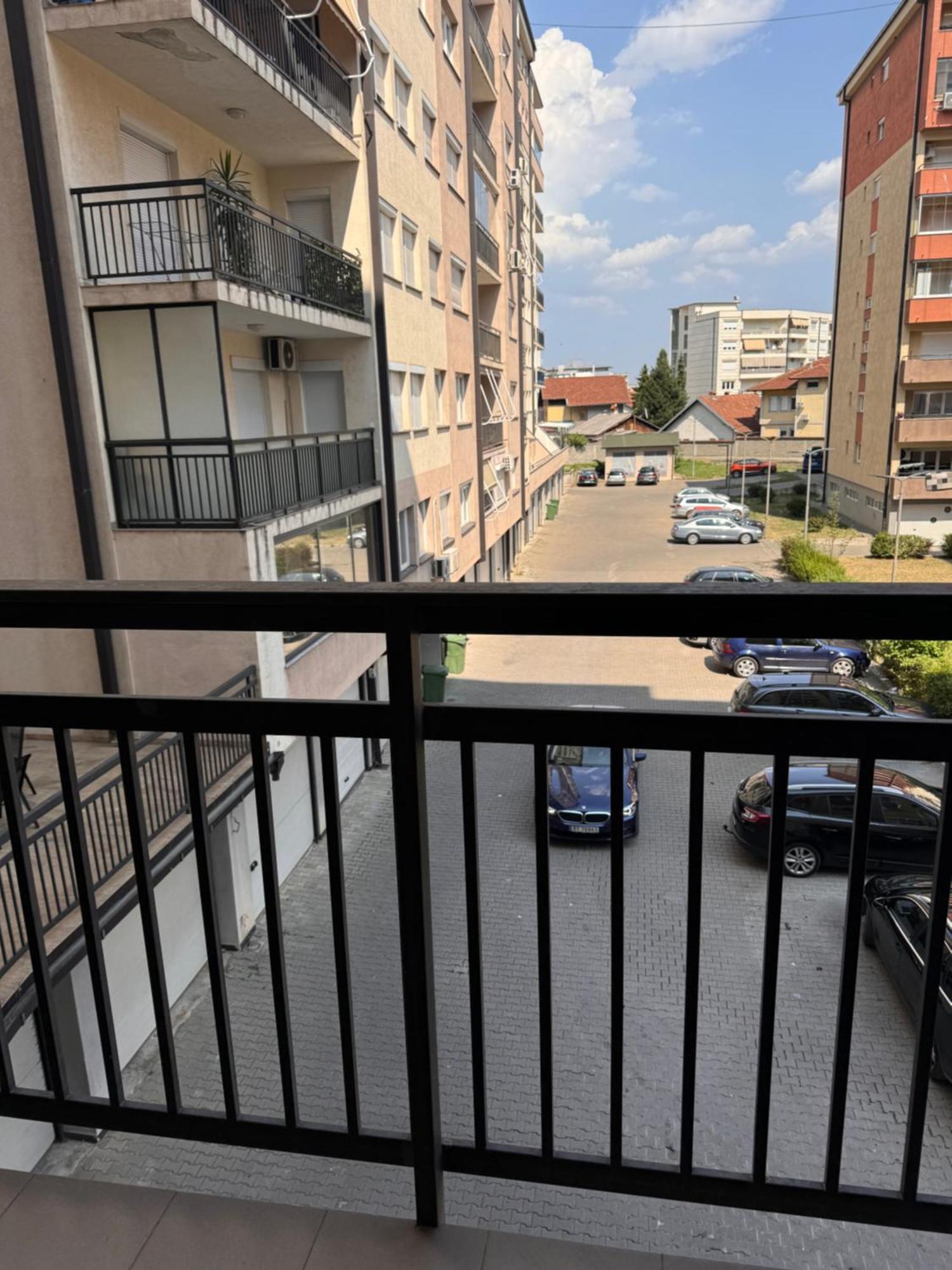 Big Spacious Apartment In Pej Center With Wi-Fi 佩奇 外观 照片